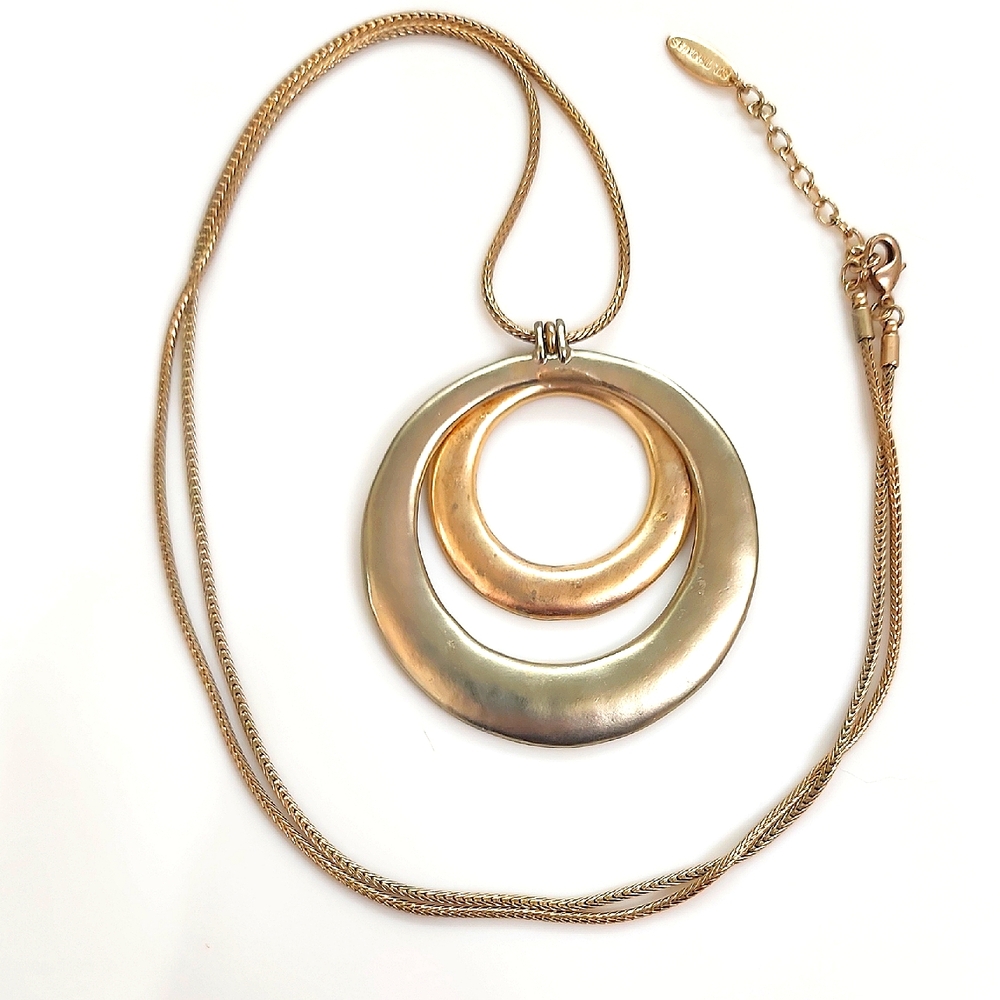 Saint Thomas Elegant Two Tone Gold Necklace